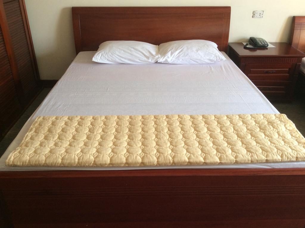 Ngoc Mai Hotel Ha Long Habitación foto