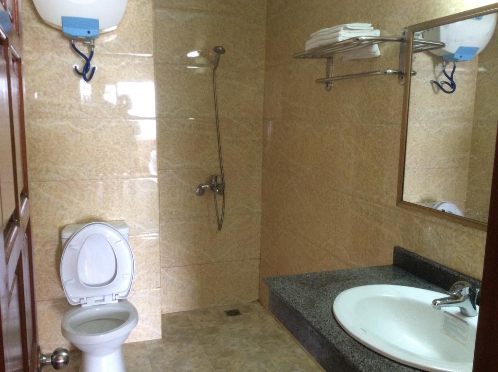 Ngoc Mai Hotel Ha Long Habitación foto