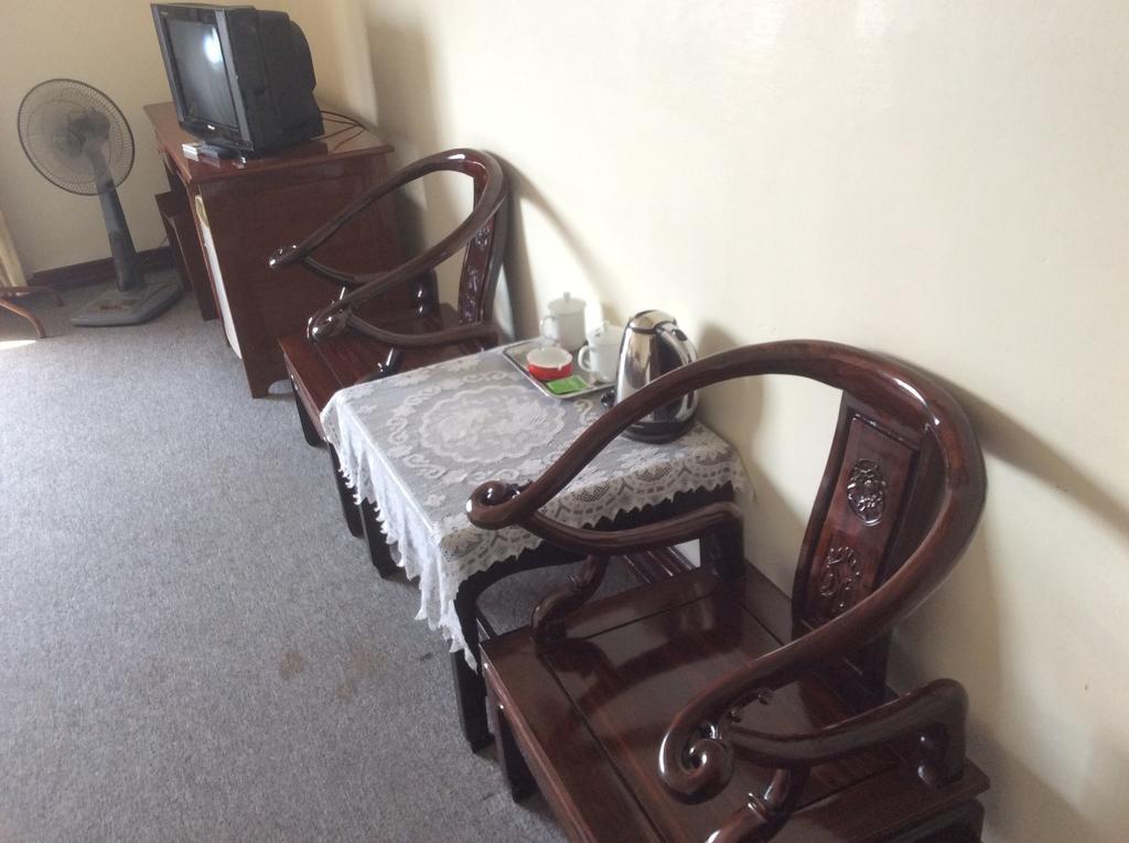 Ngoc Mai Hotel Ha Long Habitación foto